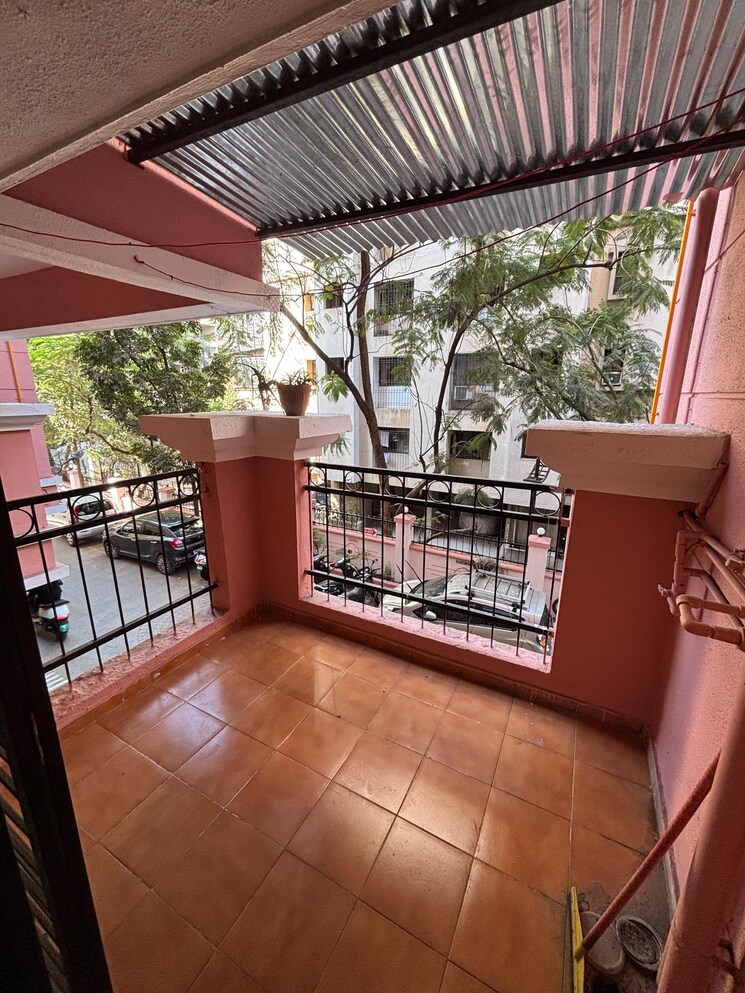 Balcony, goel-ganga-hill-mist-harmony 3 Bedroom 1450 Sq.Ft. Apartment In Kondhwa Pune 8453345