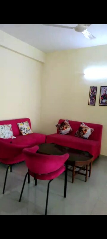 2 BHK Apartment For Rent in ROF Aalayas, Sector 102