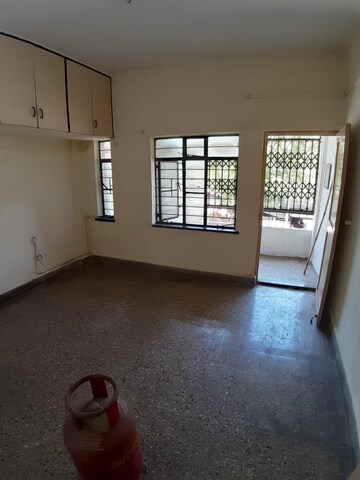  Shop – Exterior View View at Silver Residency Bhusari Colony, Kothrud - for Rent