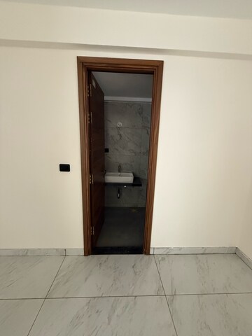 Attached Bathroom in 3 BHK Apartment at Shree Luxurio 75 Residences, Serilingampally – for Sale