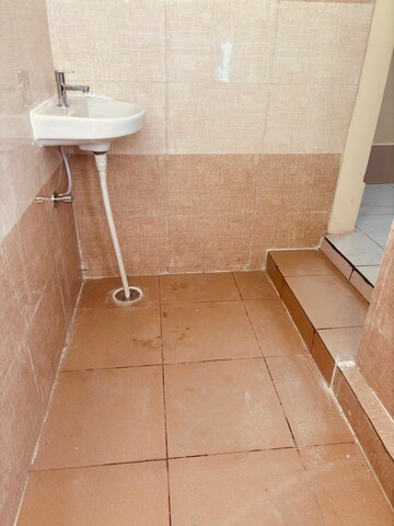 Bathroom in 2.5 BHK Independent House at Kalyan Nagar – for Rent