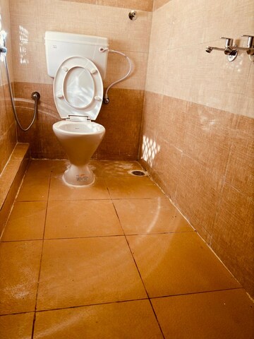 Bathroom in 2.5 BHK Independent House at Kalyan Nagar – for Rent