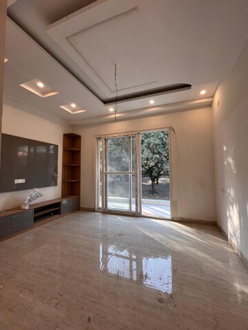 Bedroom in 1 BHK Builder Floor at Chirowali – for Sale