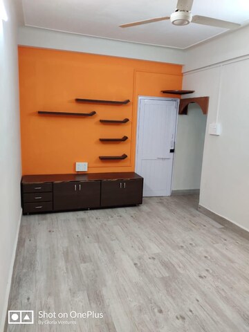 Room in 2 BHK Apartment at Laxmi Krupa Apartments, Bhusari Colony – for Rent