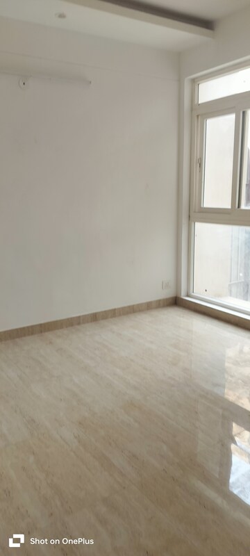 Bedroom in 3 BHK Builder Floor at BP Homes, Sector 85 – for Sale