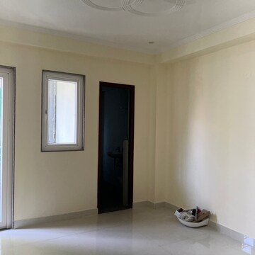  2 BHK Builder Floor at Sector 52 – for Rent