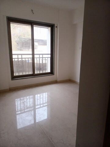 Master Bedroom in 2 BHK Apartment at Sharda Dattavihar, Naupada – for Rent