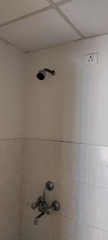 Bedroom in 2 BHK Apartment at Sector 102 – for Rent