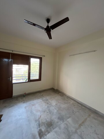 Master Bedroom in 3 BHK Builder Floor at MVL IPark, Sector 15 – for Rent