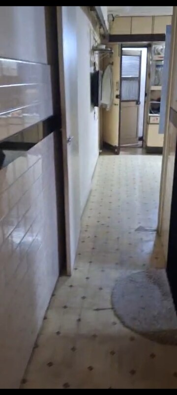 Furnished Amenities in 1 BHK Apartment at Manish Darshan Andheri, Andheri East – for Rent
