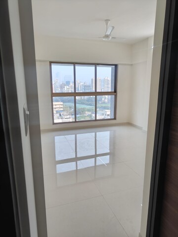 2 BHK Apartment For Rent in Lotus Sky Garden, Malad West