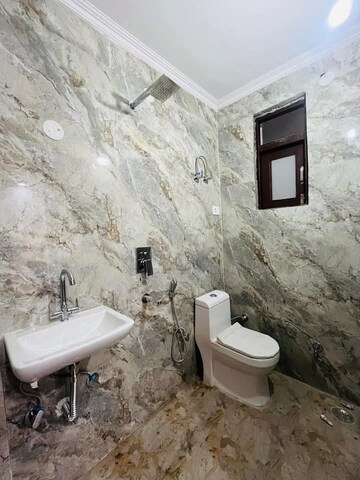 Bathroom in 1 BHK Apartment at Saket – for Rent