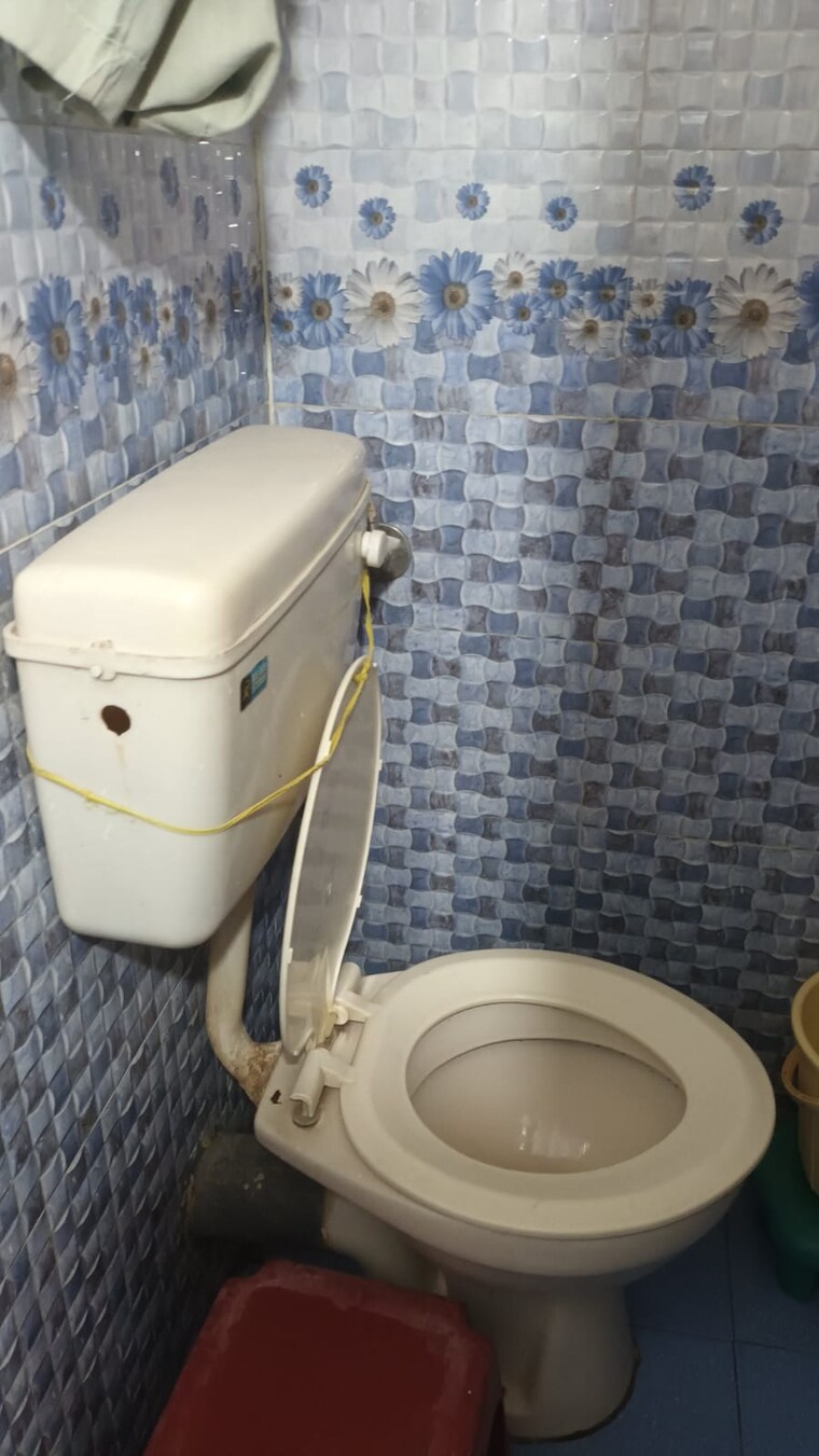 Bathroom, harmony-horizons 2 Bedroom 850 Sq.Ft. Apartment In Ghodbunder Road Thane 8453853