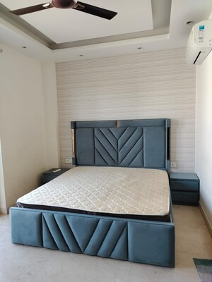 4 BHK Apartment For Sale in Unitech Heritage City, Sector 25