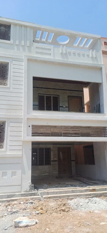 Living Room in 4 BHK Independent House at Horamavu Agara – for Sale