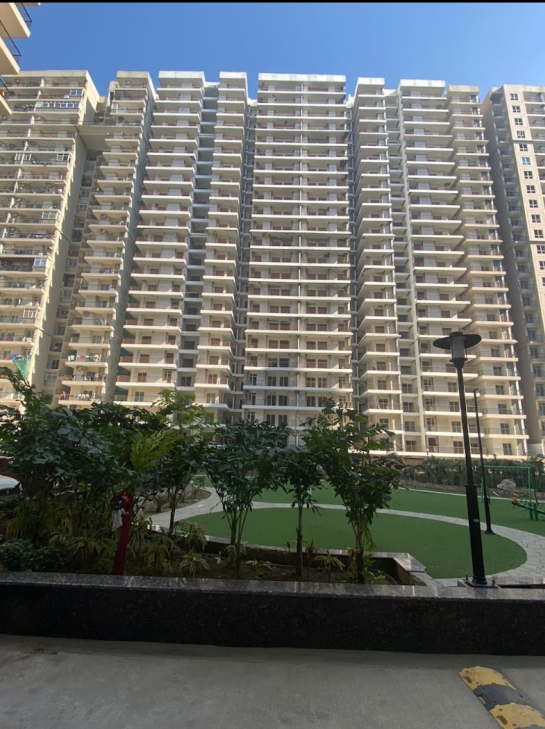 2 BHK Apartment For Sale in Windsor Paradise 2