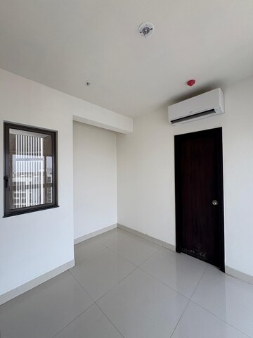 Bedroom in 2 BHK Apartment at Lodha Casa Viva, Majiwada – for Rent