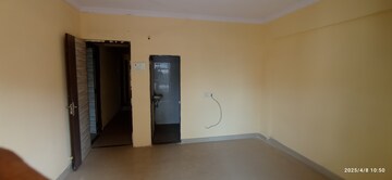 Master Bedroom in 3 BHK Apartment at Balaji Residency Thakurli, Thakurli – for Sale