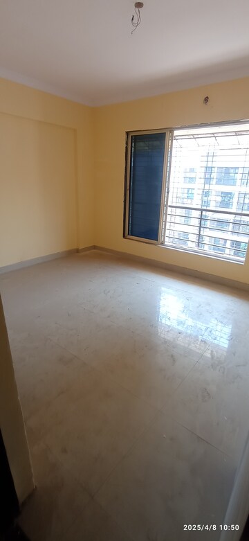 Master Bedroom in 3 BHK Apartment at Balaji Residency Thakurli, Thakurli – for Sale