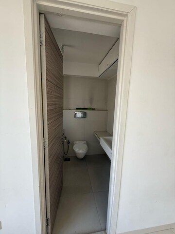 Bathroom in 3 BHK Apartment at Group Seven Rushi Heights, Goregaon East – for Rent