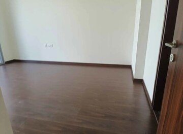 Bedroom in 3 BHK Apartment at Hiranandani Estate, Ghodbunder Road – for Rent
