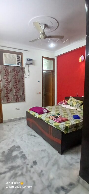 Bedroom in 3 BHK Builder Floor at RWA Residential Society, Sector 40 – for Rent