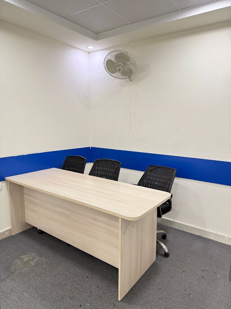 undefined, sector 3 Commercial Office Space 2500 Sq.Ft. In Sector 3 Noida 8454100