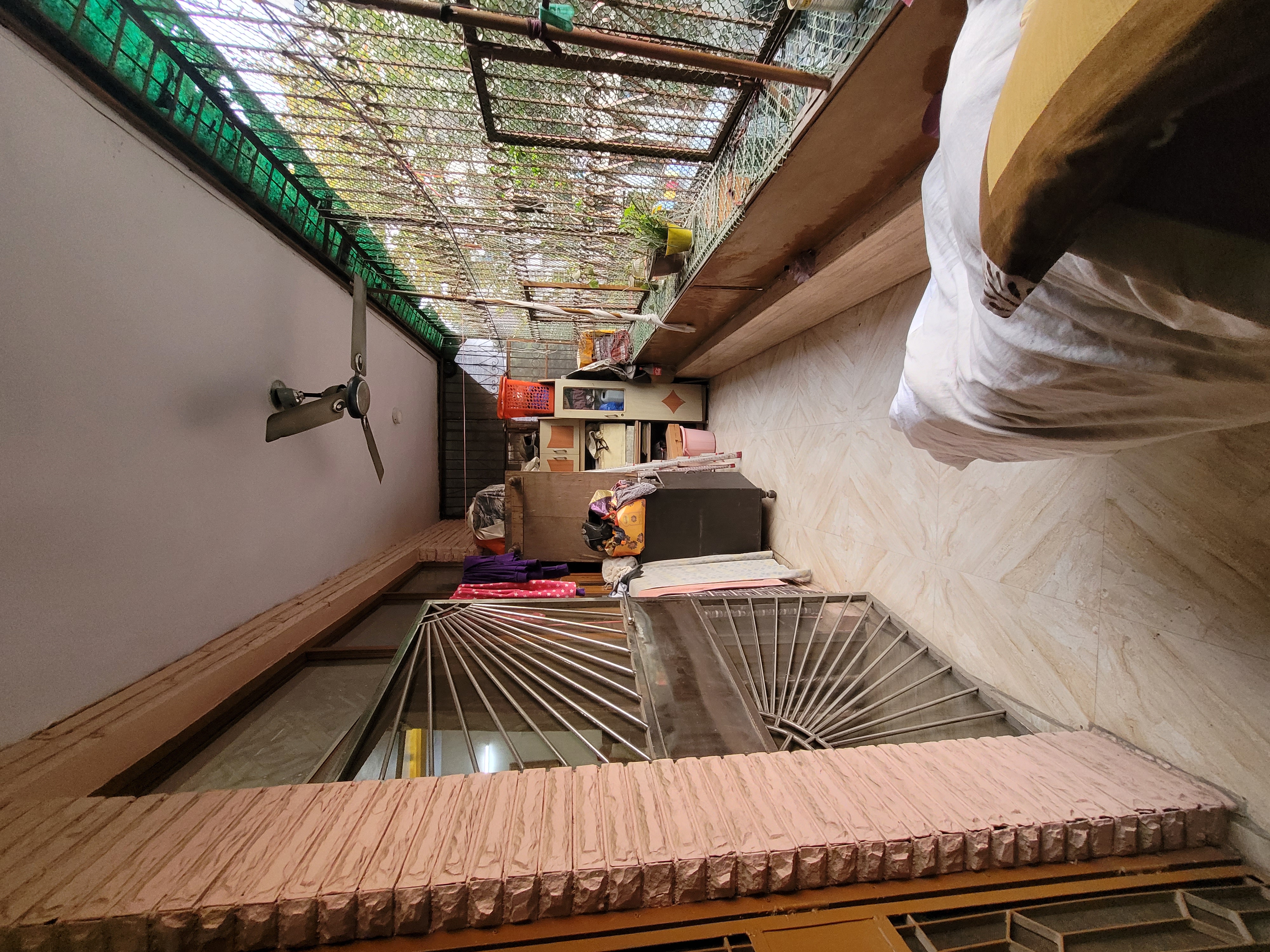 2 BHK + Study Room Builder Floor For Sale in Dilshad Colony