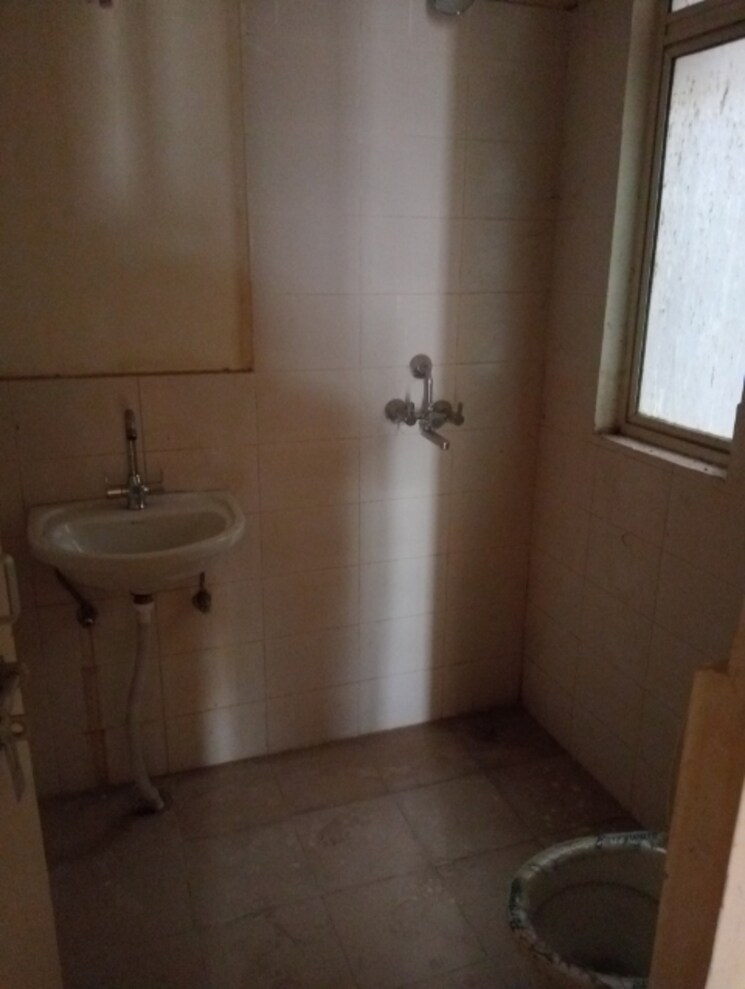 Bathroom, conscient-habitat-78 3 Bedroom 650 Sq.Ft. Apartment In Sector 78 Faridabad 8454143