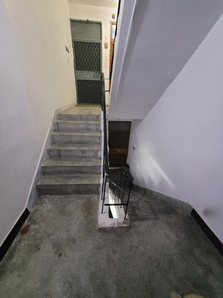 undefined, dilshad colony 2 Bedroom 900 Sq.Ft. Builder Floor In Dilshad Colony Delhi 8454130