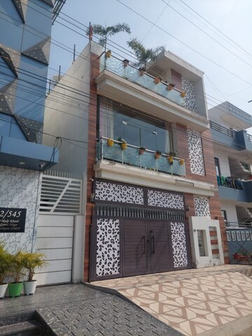 3 BHK Builder Floor For Rent in DLF Vibhuti Khand, Gomti Nagar