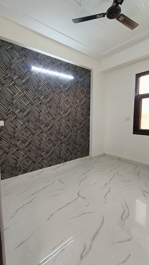 Master Bedroom in 2 BHK Builder Floor at Sector 73 – for Sale