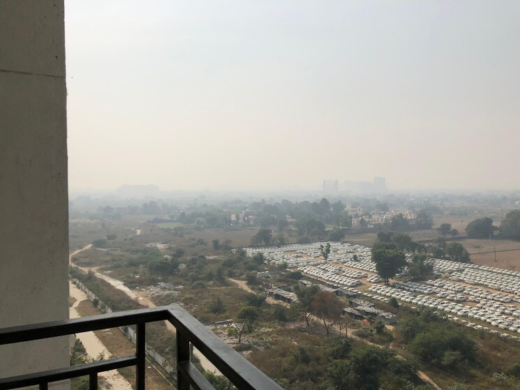 Balcony, umang-winter-hills 2 Bedroom 1342 Sq.Ft. Apartment In Sector 77 Gurgaon 8454208