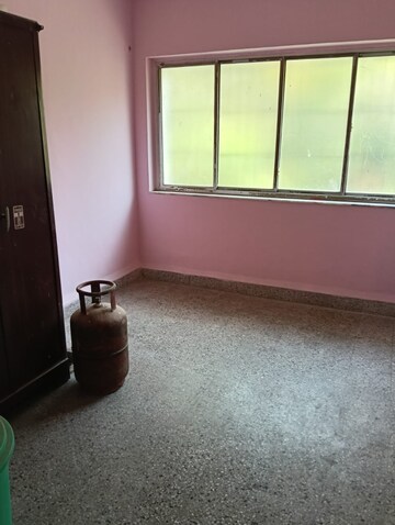 Master Bedroom in 2 BHK Apartment at Kurla West – for Rent