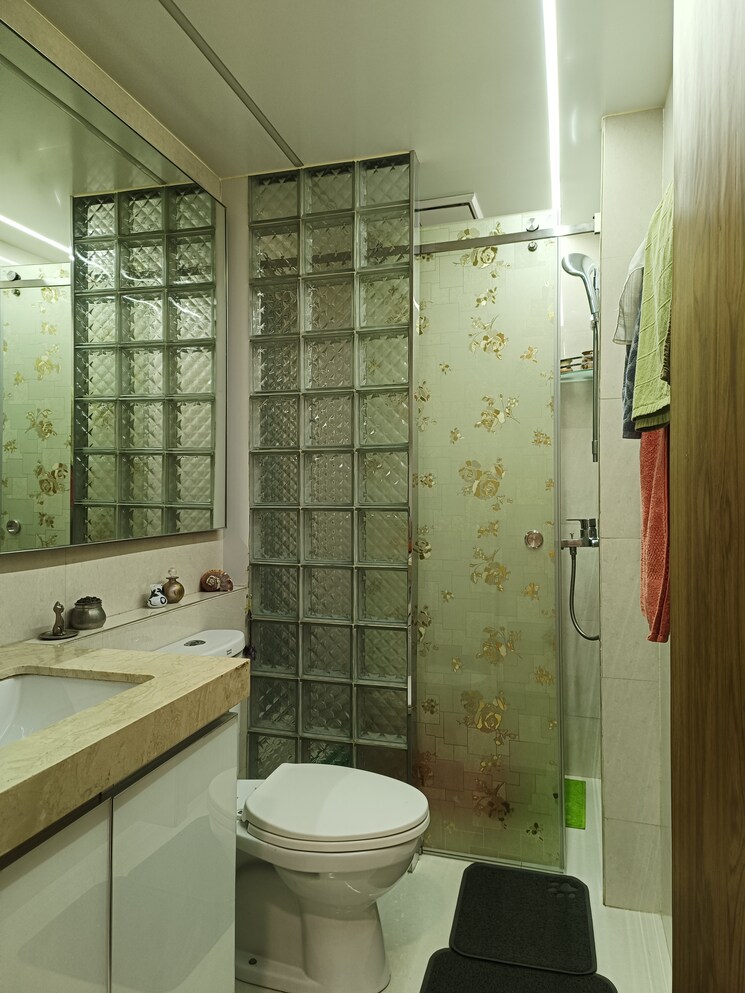 Bathroom, hiranandani-eagleridge-wing-a 2 Bedroom 710 Sq.Ft. Apartment In Ghodbunder Road Thane 8454251