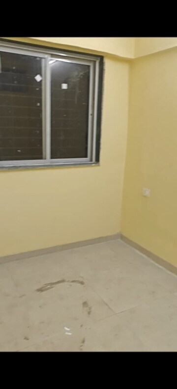 Master Bedroom in 1 RK Apartment at Kurla West – for Rent