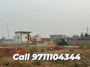  Plot For Sale in Bhopani Village