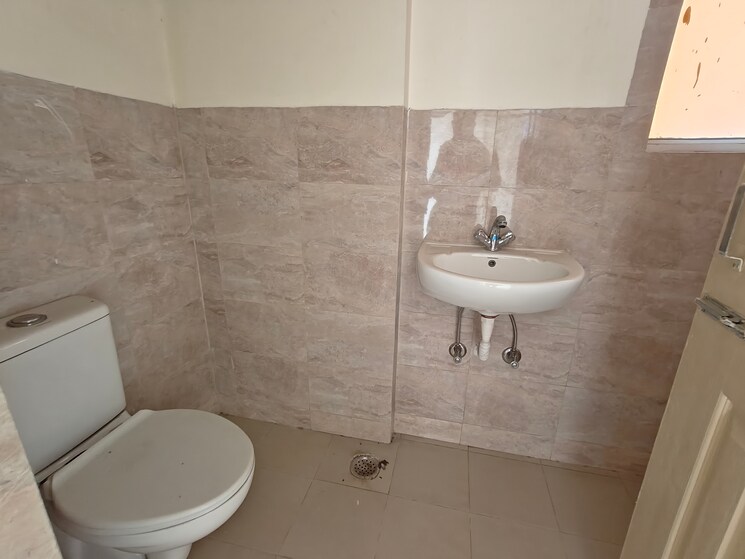 Bathroom, wave-dream-homes 2 Bedroom 840 Sq.Ft. Apartment In Wave City Ghaziabad 8454275