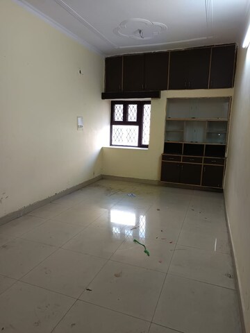 Living Room in 2 BHK Apartment at Paschim Vihar – for Rent