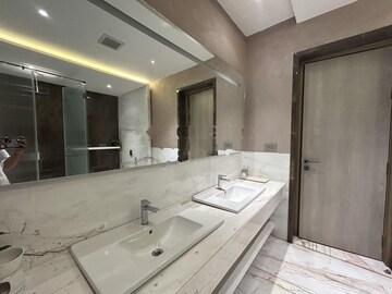 Attached Bathroom in 4 BHK Apartment at Sri Fortune Sonthalia Sky Villas, Kokapet – for Rent
