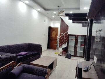 Living Room in 3 BHK Apartment at Paschim Vihar – for Rent