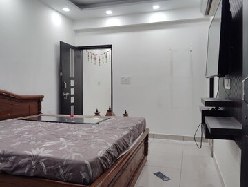 Bedroom in 3 BHK Apartment at Paschim Vihar – for Rent