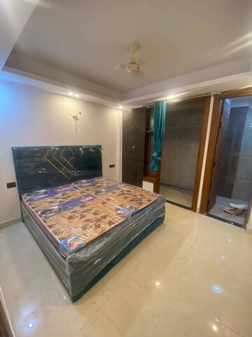 Bedroom in 2 BHK Builder Floor at Saket – for Rent