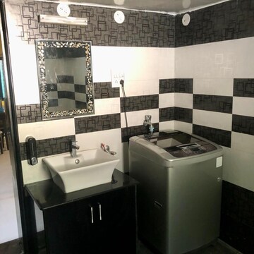 Building Lobby in 4 BHK Independent House at Wakadewadi – for Rent