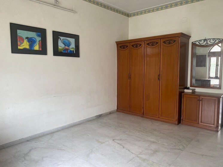 Room, ambawadi 4 Bedroom 3220 Sq.Ft. Villa In Ambawadi Ahmedabad 8454399
