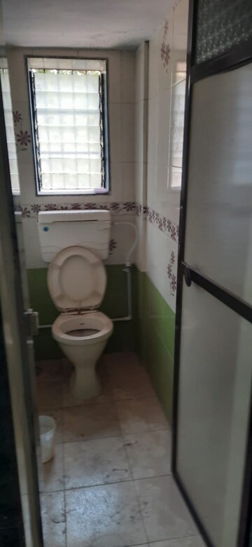 Bathroom in 1 BHK Apartment at Dombivli West – for Rent