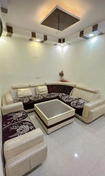 Living Room in 2 BHK Builder Floor at Paschim Vihar – for Rent