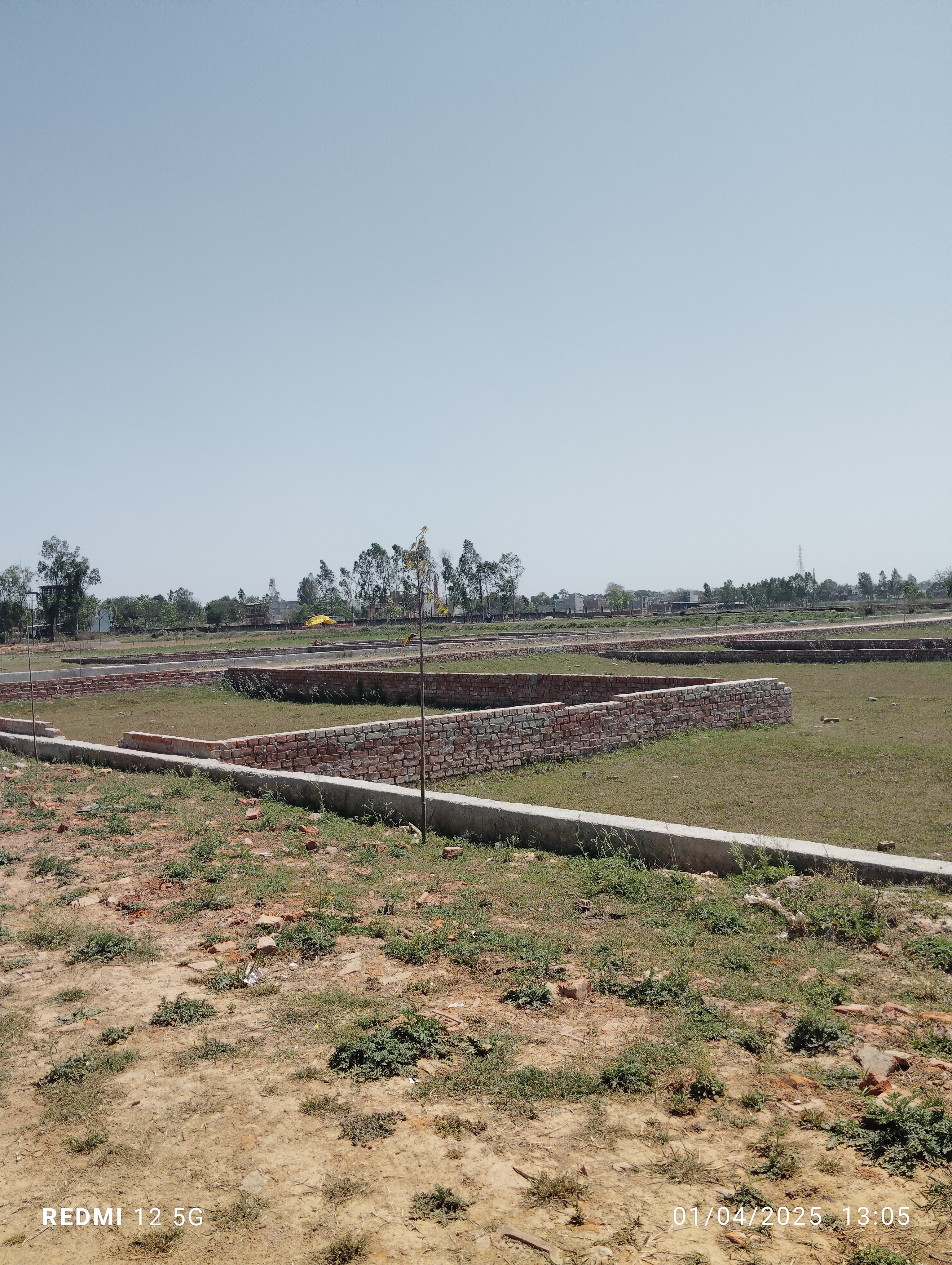 Plot For Sale in Krishna Estate Lake View 