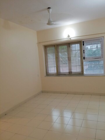 Master Bedroom in 2 BHK Apartment at Sunbeam Apartments Powai, Powai – for Rent