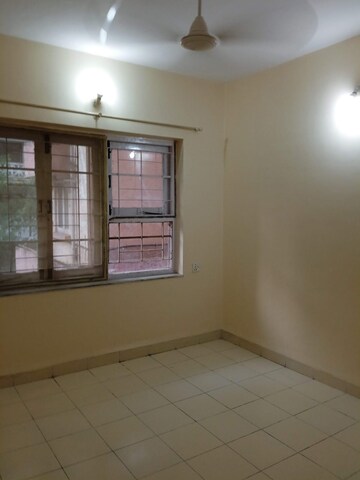 Master Bedroom in 2 BHK Apartment at Sunbeam Apartments Powai, Powai – for Rent